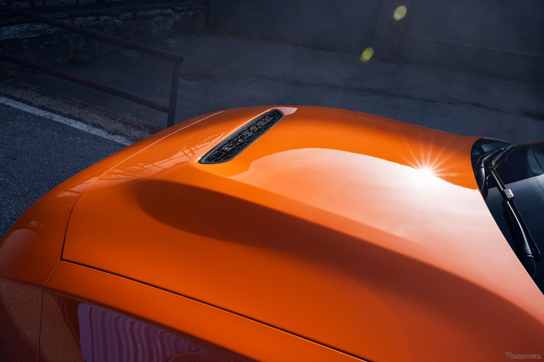 ダッジ『チャージャー』の内燃エンジン仕様の「スキャットパック」