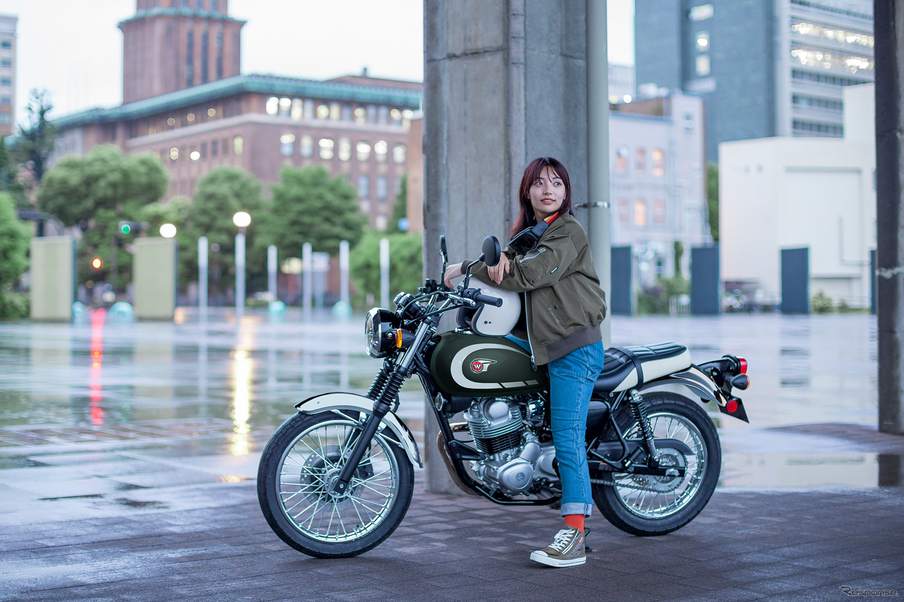 カワサキ W230（メタリックマットダークグリーン×エボニー）