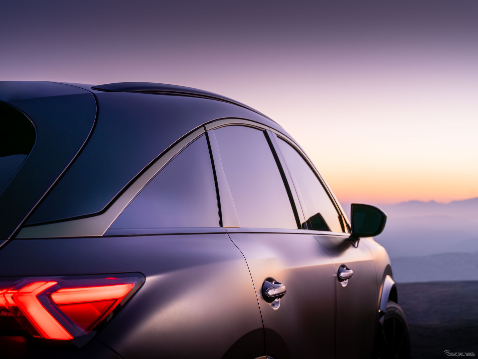 インフィニティ『QX65モノグラフ』