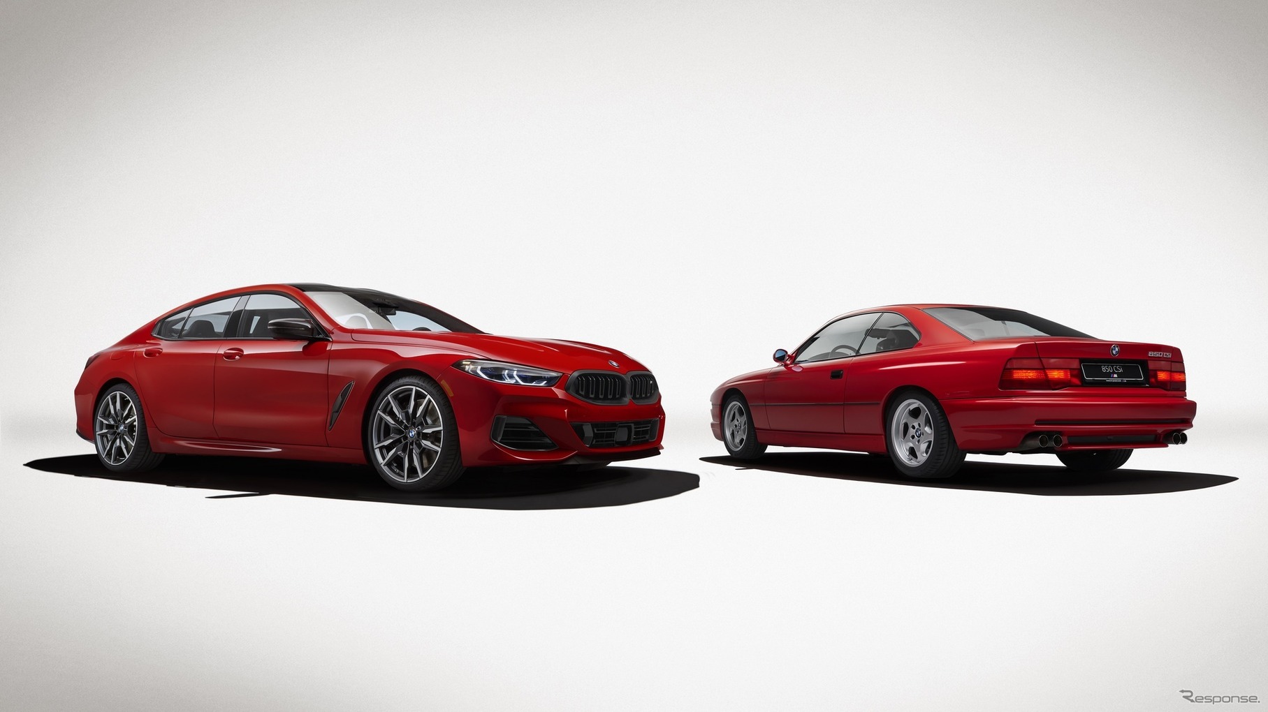 BMW M850i エディション M ヘリテージ（左）と初代8シリーズ