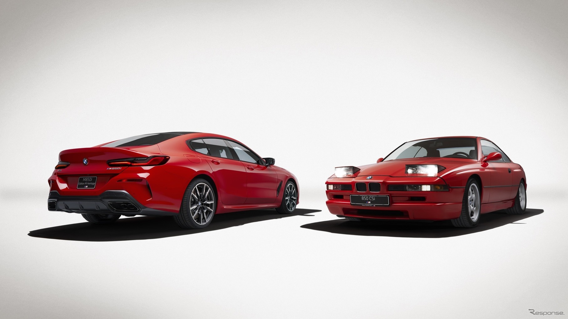 BMW M850i エディション M ヘリテージ（左）と初代8シリーズ