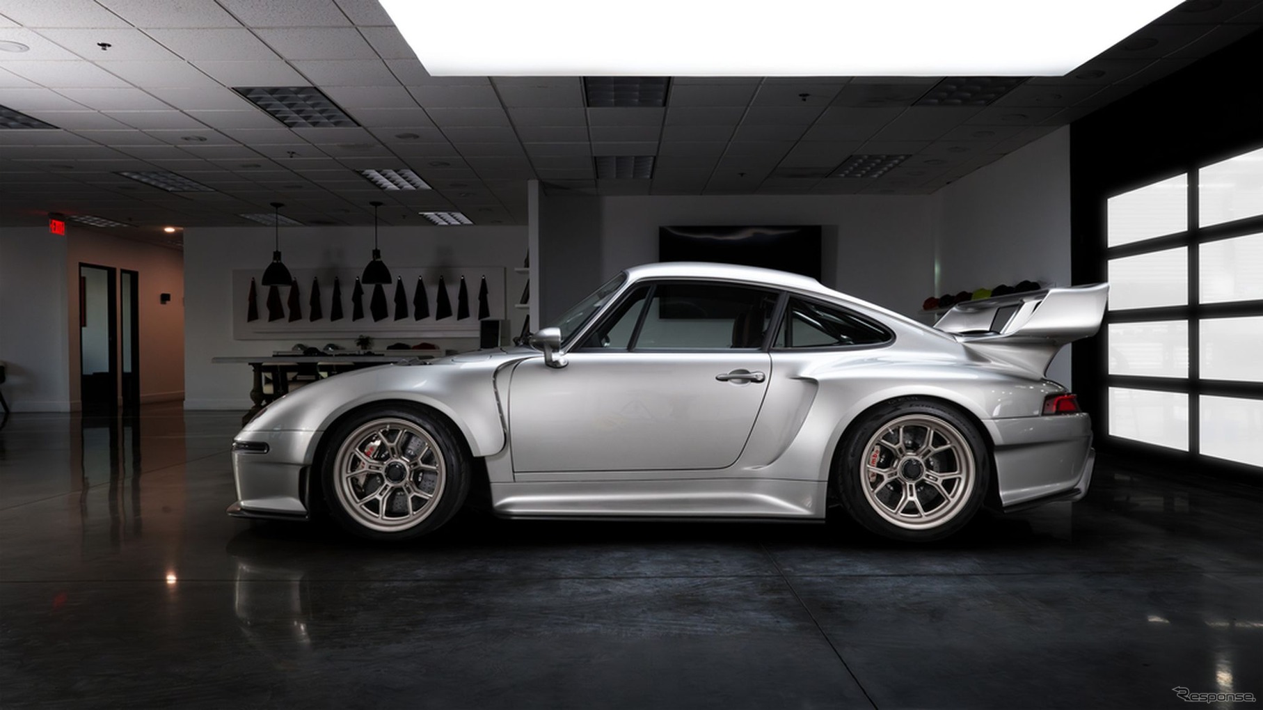 ポルシェ『911』のスラントノーズカスタムカー「プロジェクトF-26」