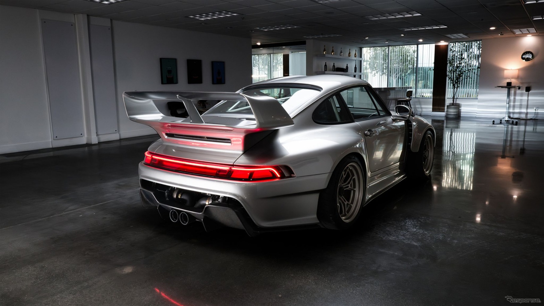 ポルシェ『911』のスラントノーズカスタムカー「プロジェクトF-26」
