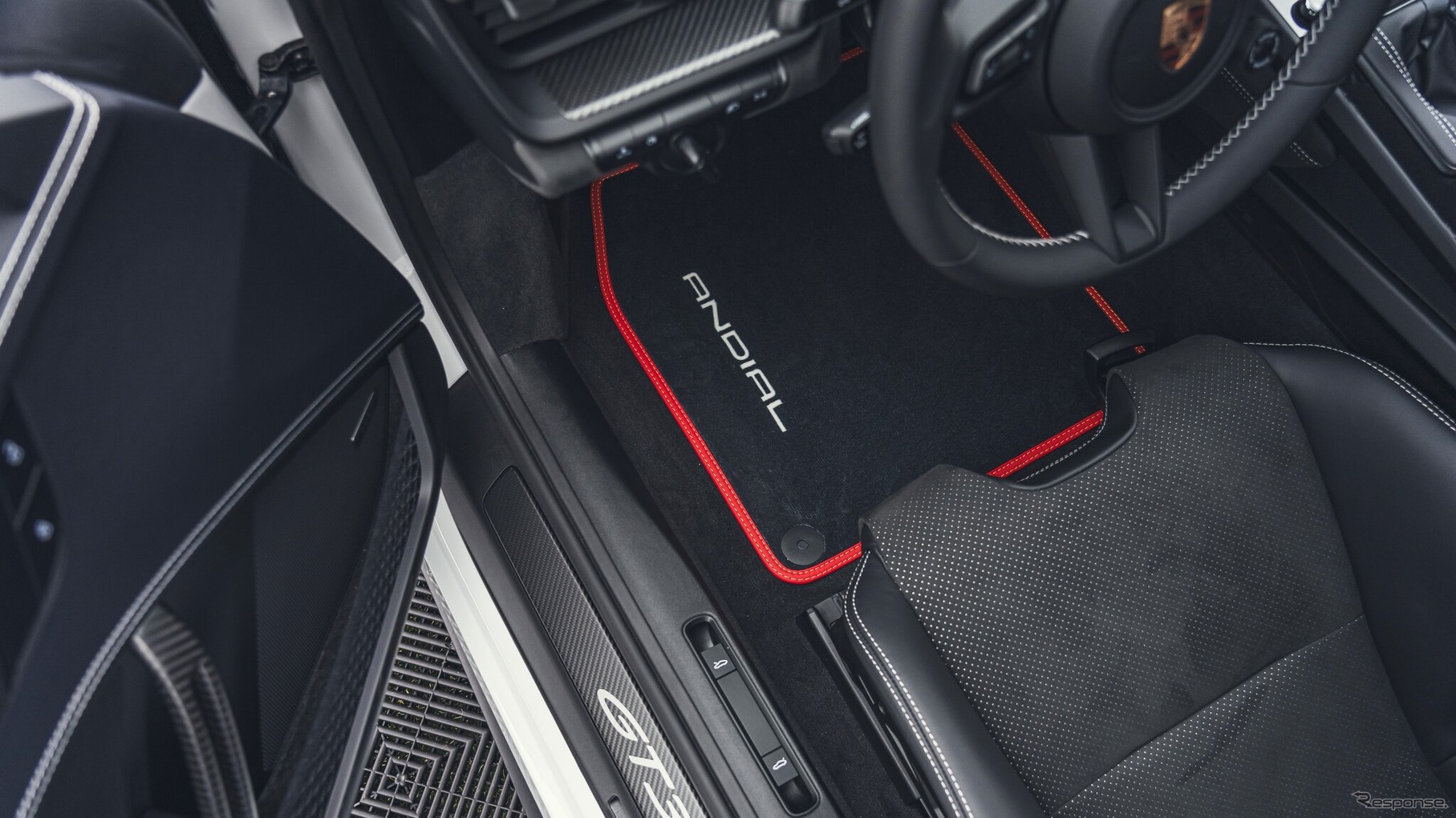 ポルシェ『911 GT3』（Type 992.2）専用のデザインラップパッケージ