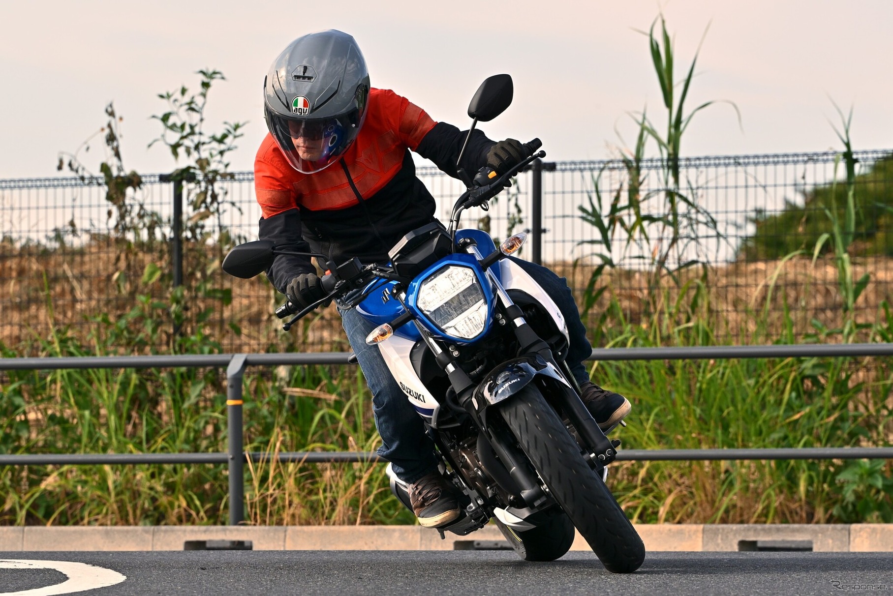 スズキ ジクサー250