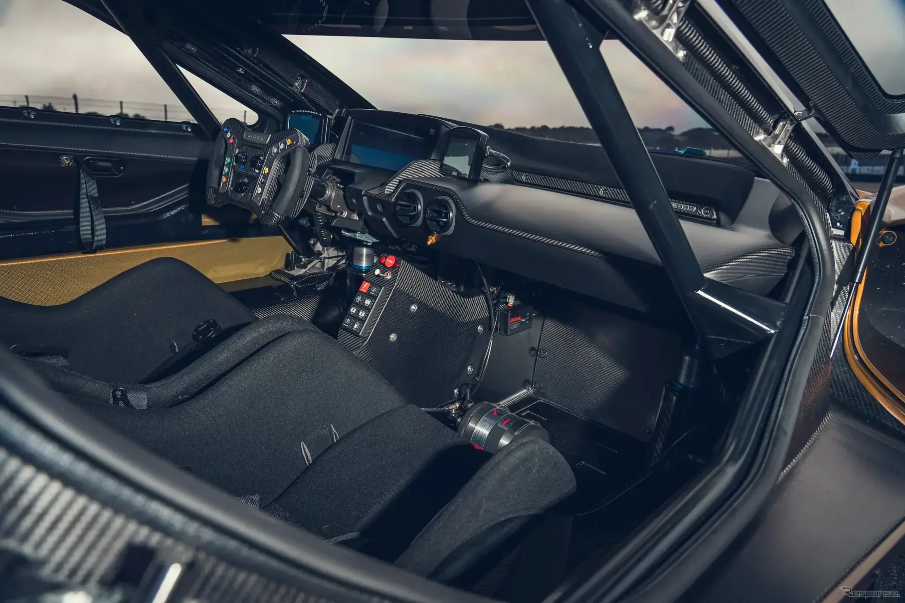 最後の現行モデルとなるフォード『GT』のサーキット専用車 『GT Mk IV』