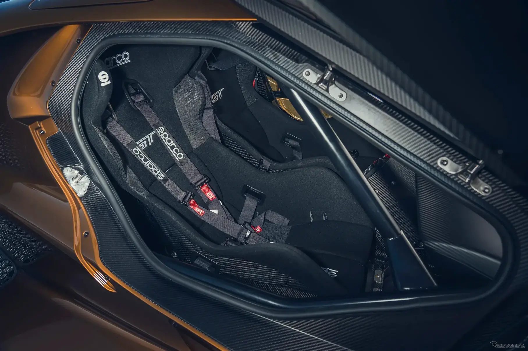最後の現行モデルとなるフォード『GT』のサーキット専用車 『GT Mk IV』