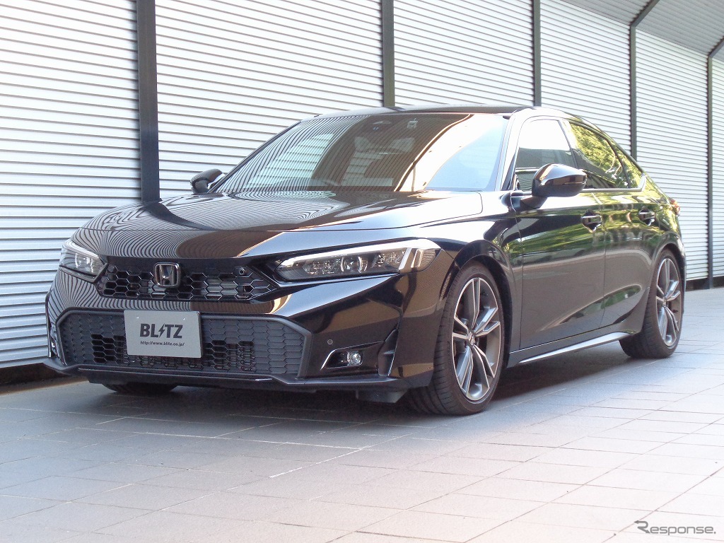 ブリッツ DAMPER ZZ-R　ホンダ・シビックe:HEV装着例（ダウン量：フロント 23mmダウン / リア 34mmダウン）