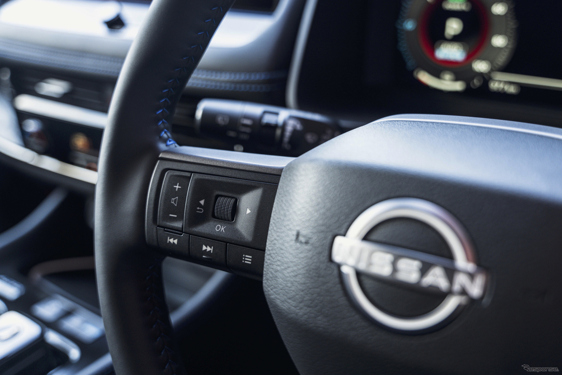 新型 日産「エクストレイル AUTECH SPORTS SPEC」