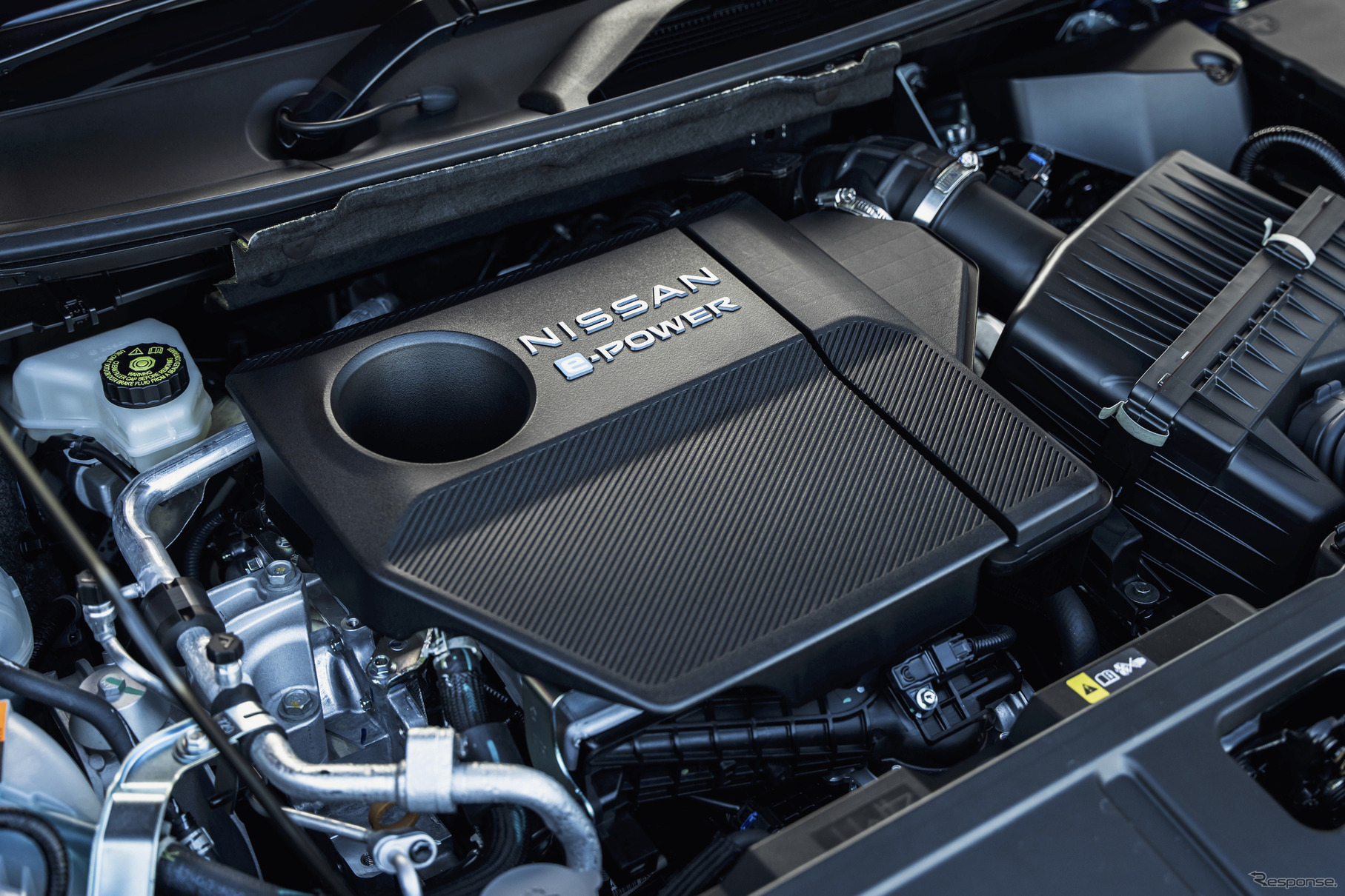 新型 日産「エクストレイル AUTECH SPORTS SPEC」