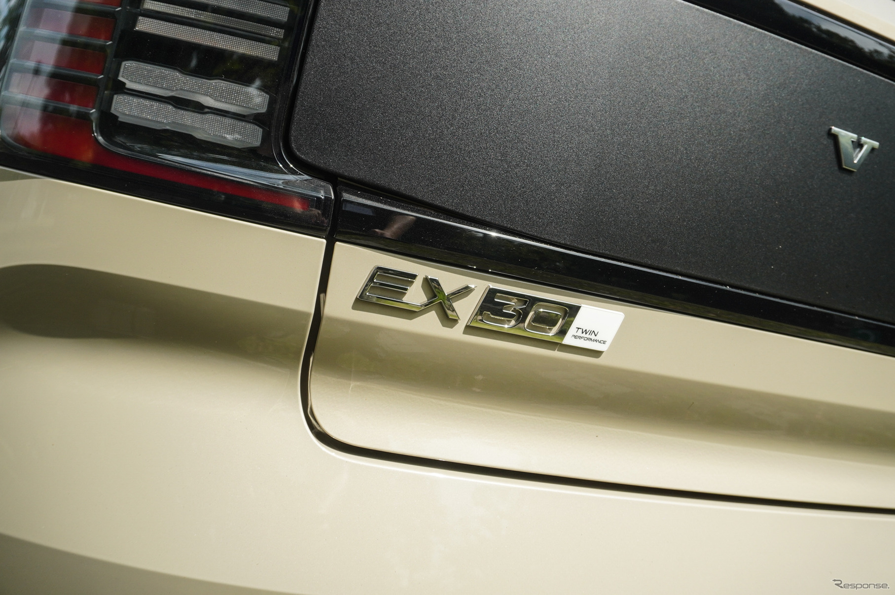 ボルボ EX30 クロスカントリー