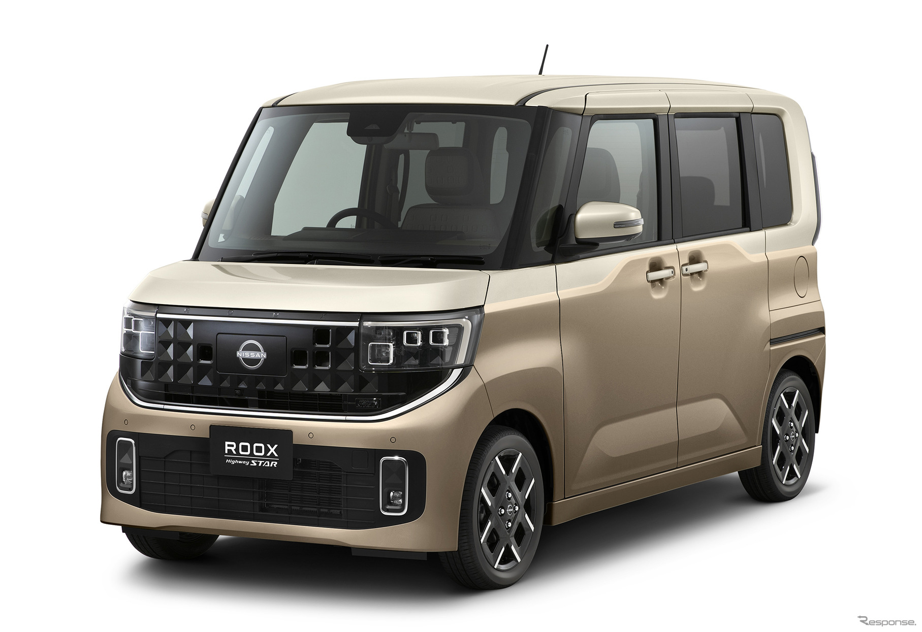 日産 ルークス 新型（ハイウェイスター）