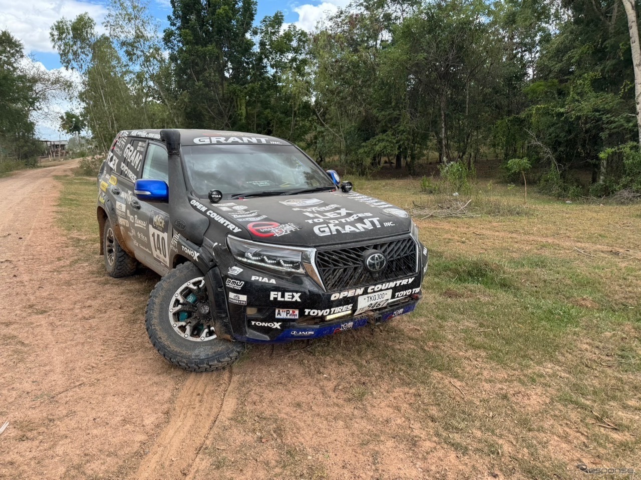 哀川翔の「FLEX SHOW AIKAWA Racing」がアジアクロスカントリーラリーAXCR2025でT1Gクラス4位完走を達成
