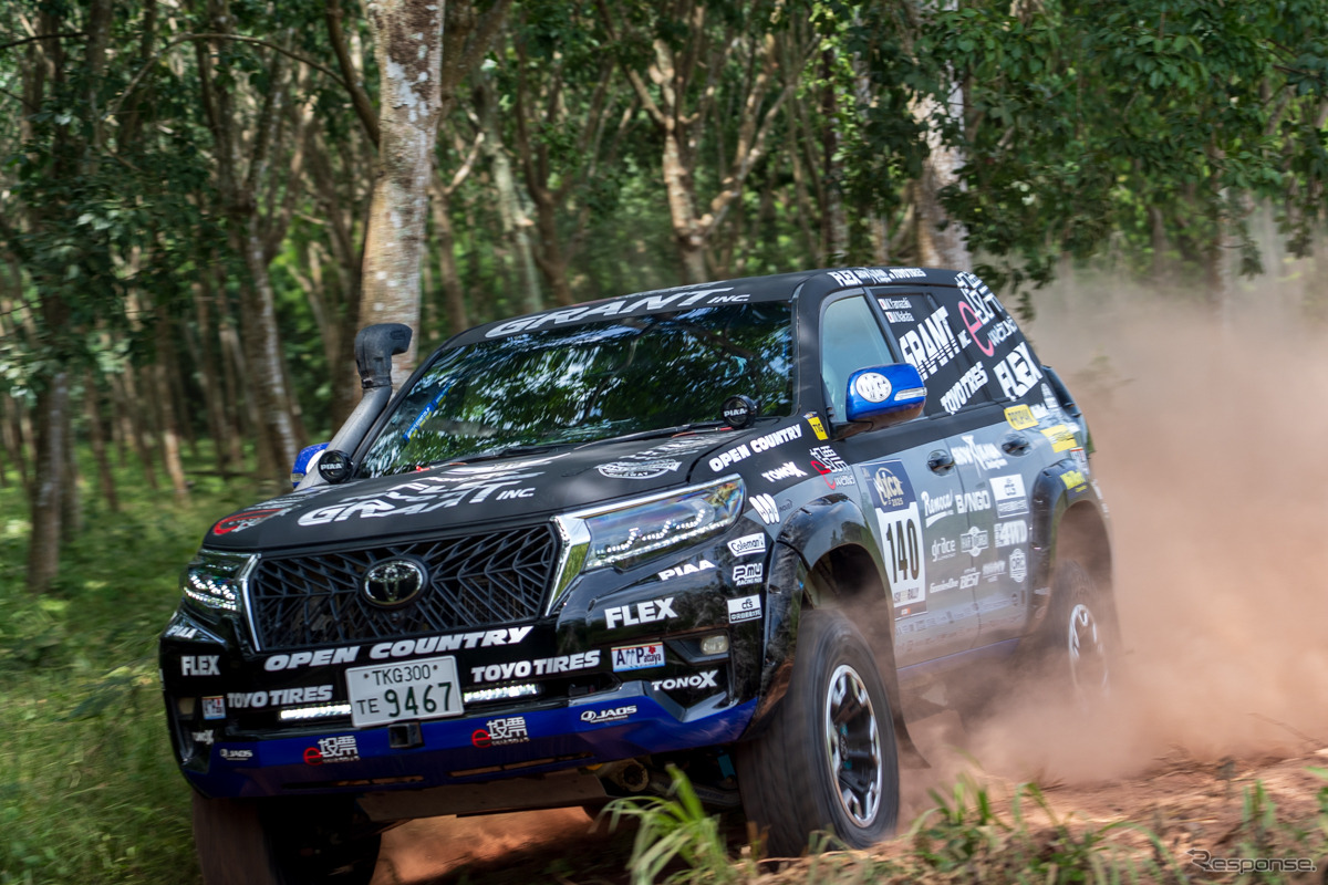哀川翔の「FLEX SHOW AIKAWA Racing」がアジアクロスカントリーラリーAXCR2025でT1Gクラス4位完走を達成