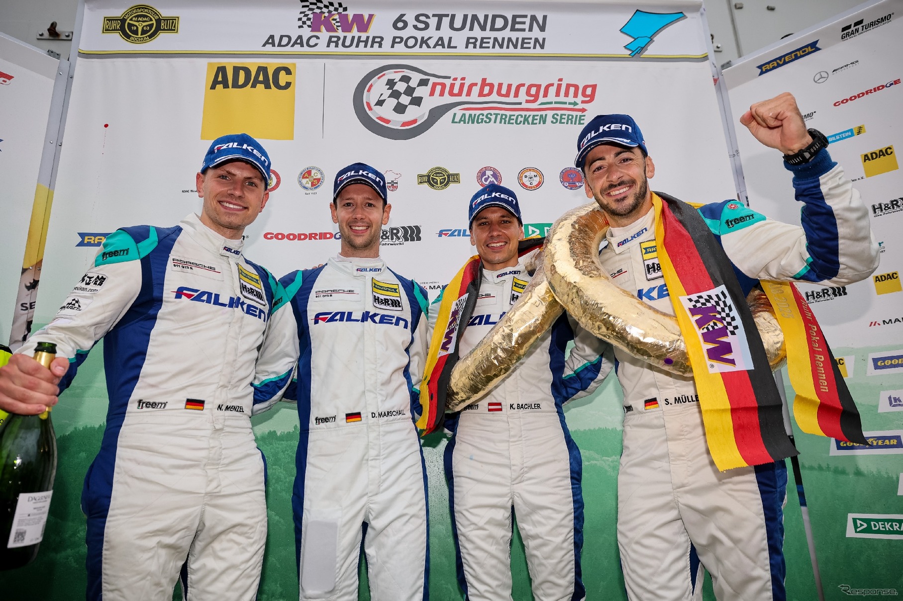 ファルケンタイヤ装着のポルシェ『911 GT3R』がニュルブルクリンク耐久シリーズ第6戦を制す