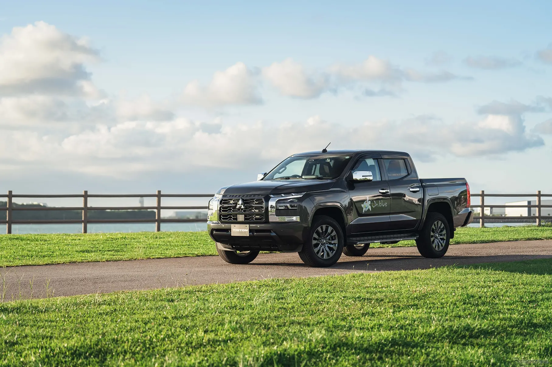 MITSUBISHI TRITON