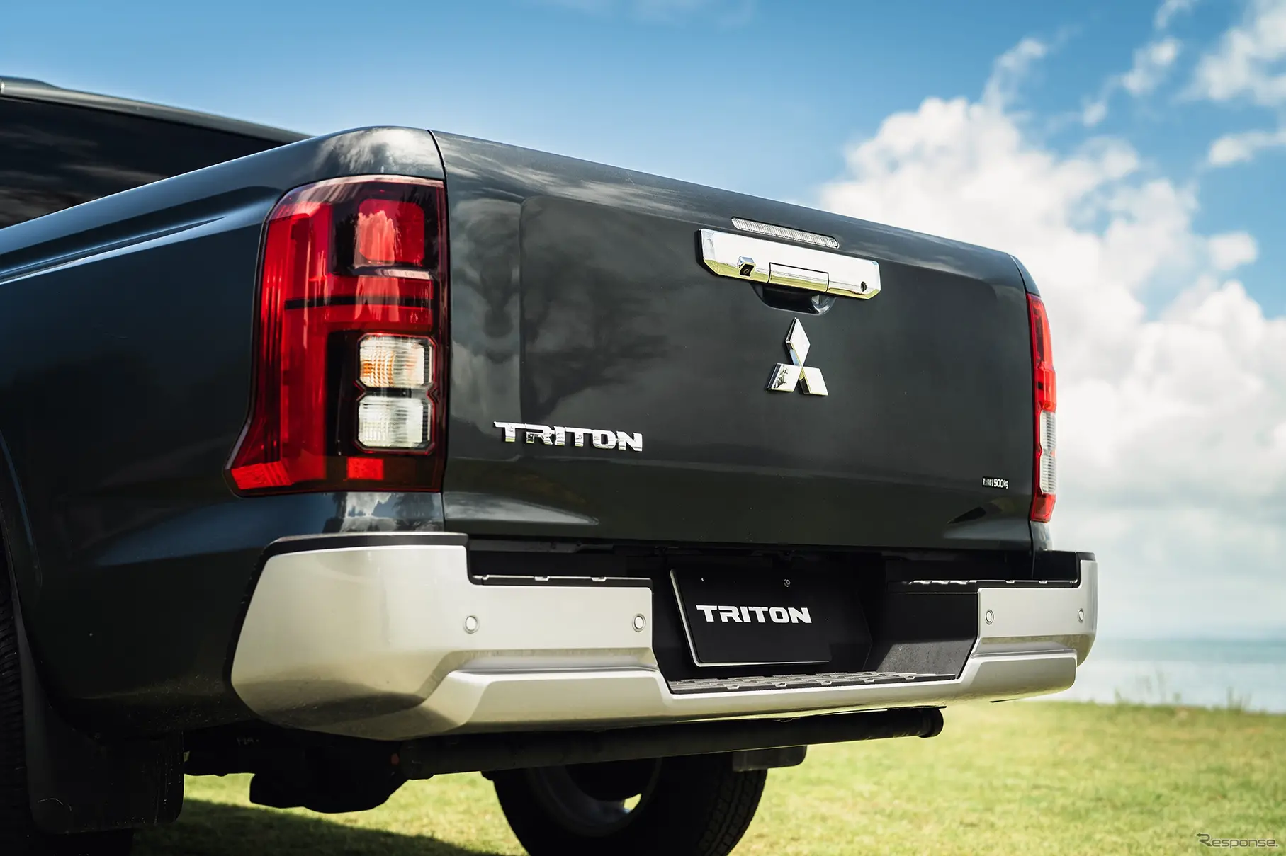 MITSUBISHI TRITON