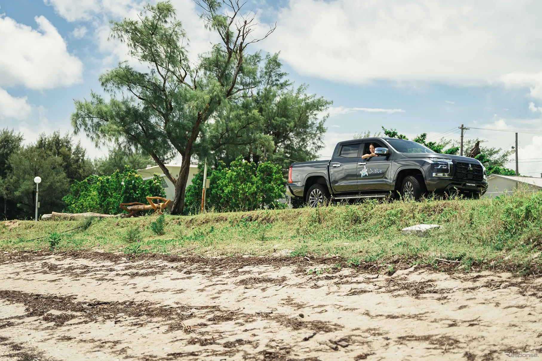 MITSUBISHI TRITON