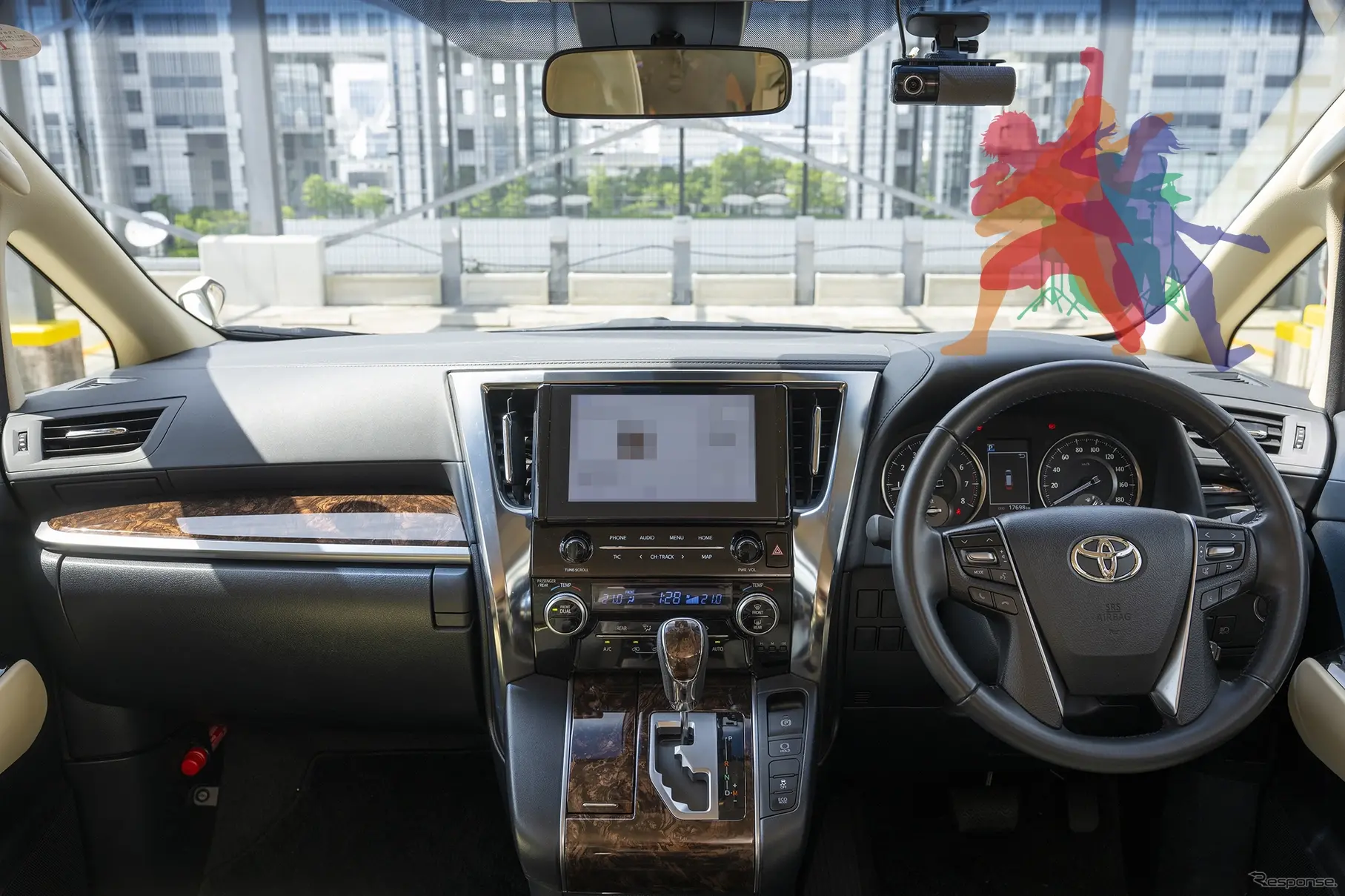 タイムアライメント調整前は運転席で聞くと右側に偏って聞こえる場合が多い