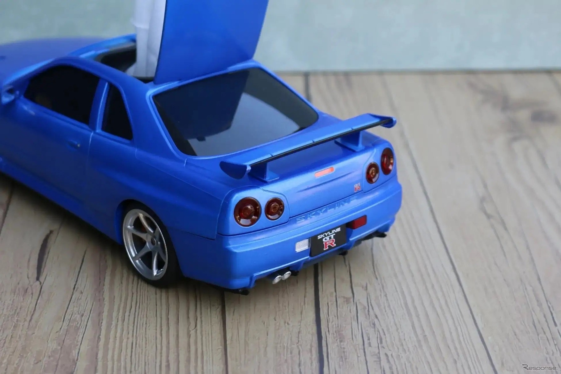 日産『GT-R』（BNR34）のウェットティッシュケース