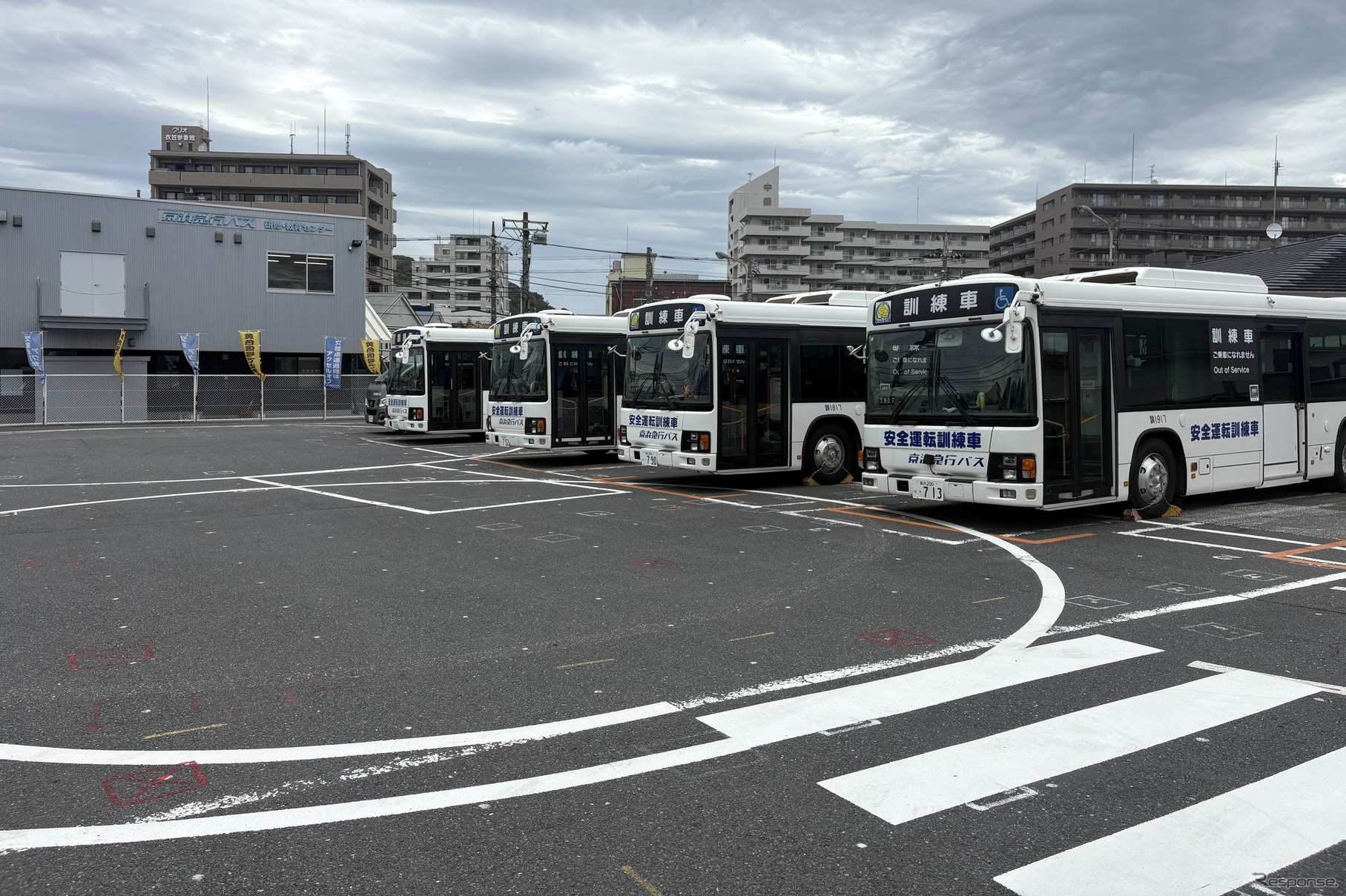 京浜急行バス 安全運転訓練車 いすゞ エルガ