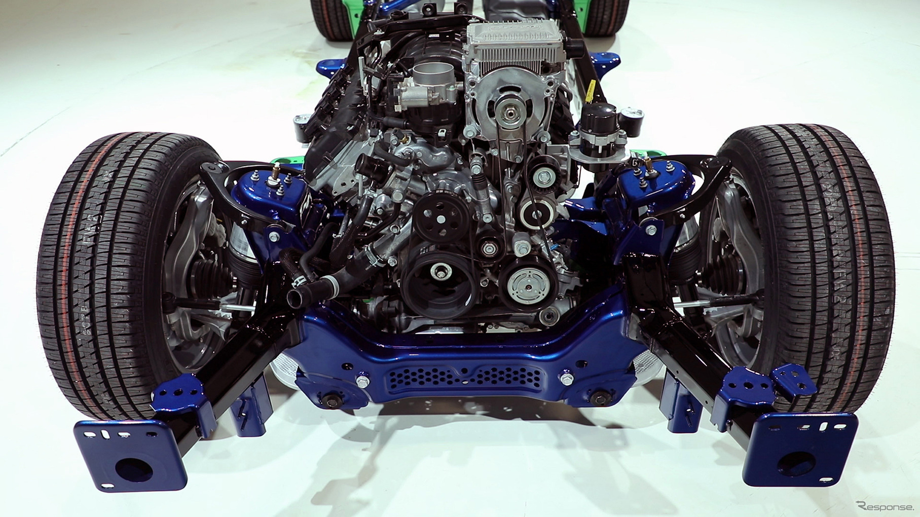 ラム1500に搭載される5.7リットルV8「HEMI」エンジン