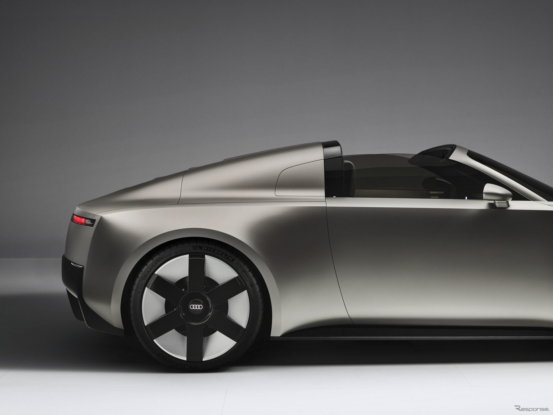 アウディ Concept C