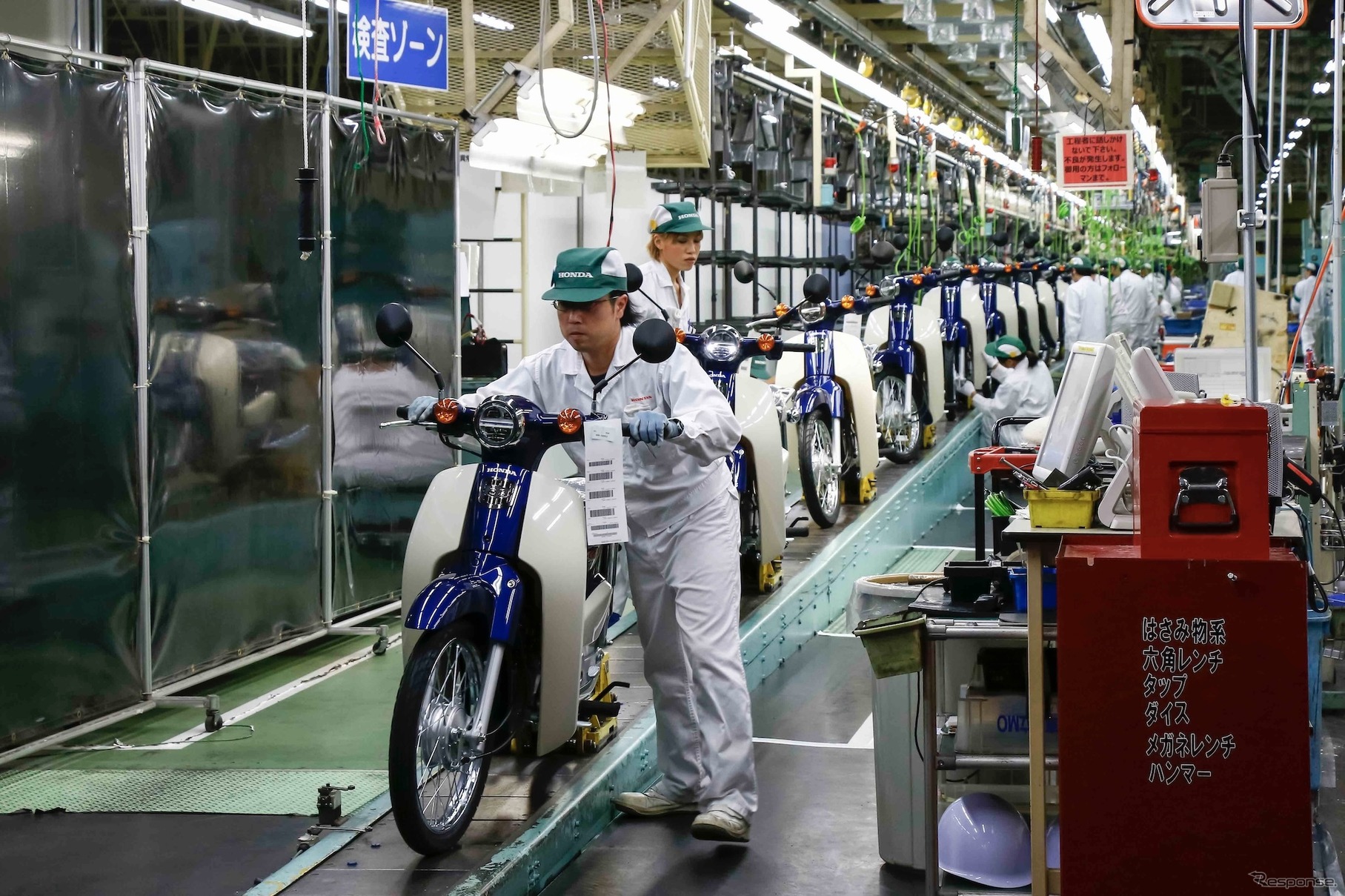 ホンダの白いユニフォーム（熊本製作所）