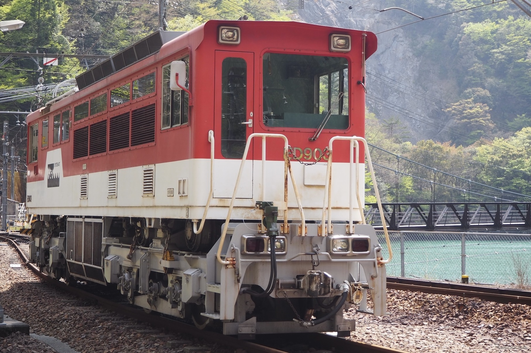 アプト式電気機関車ED90形