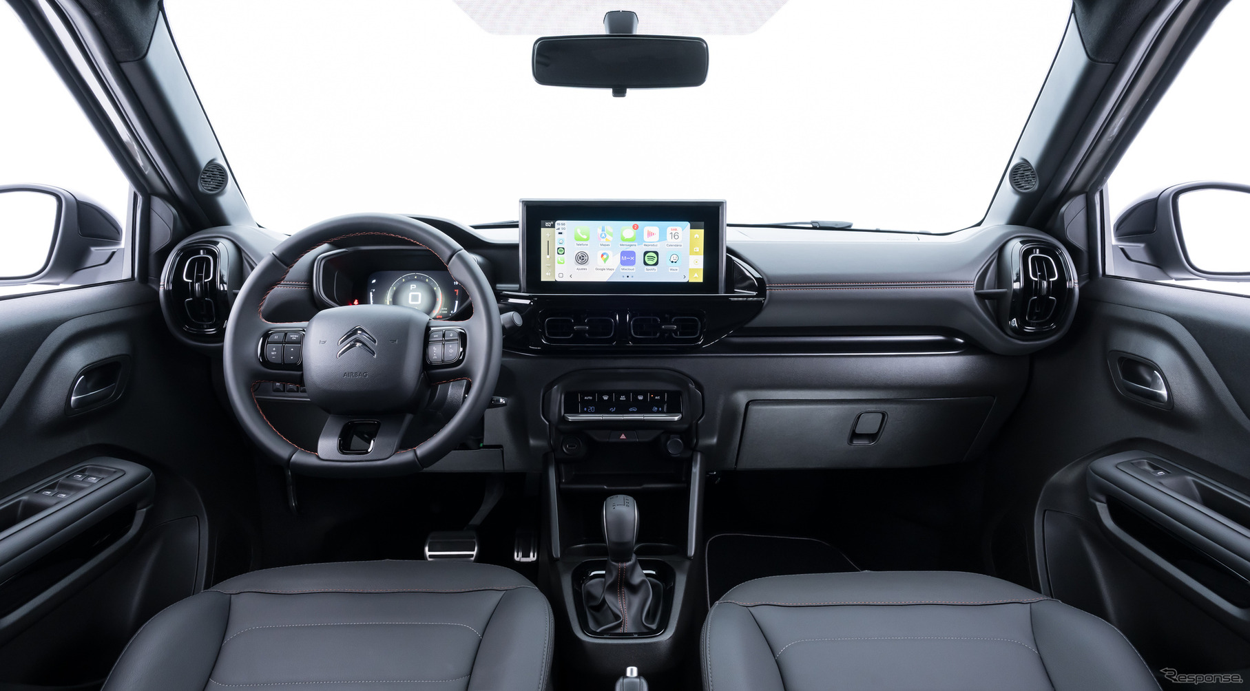 シトロエン・バサルトの「ダークエディション」