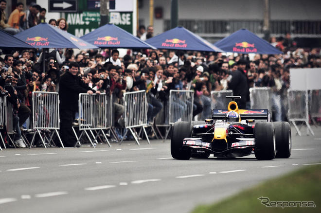 F1マシンが大阪城を駆け抜ける！　9月19日