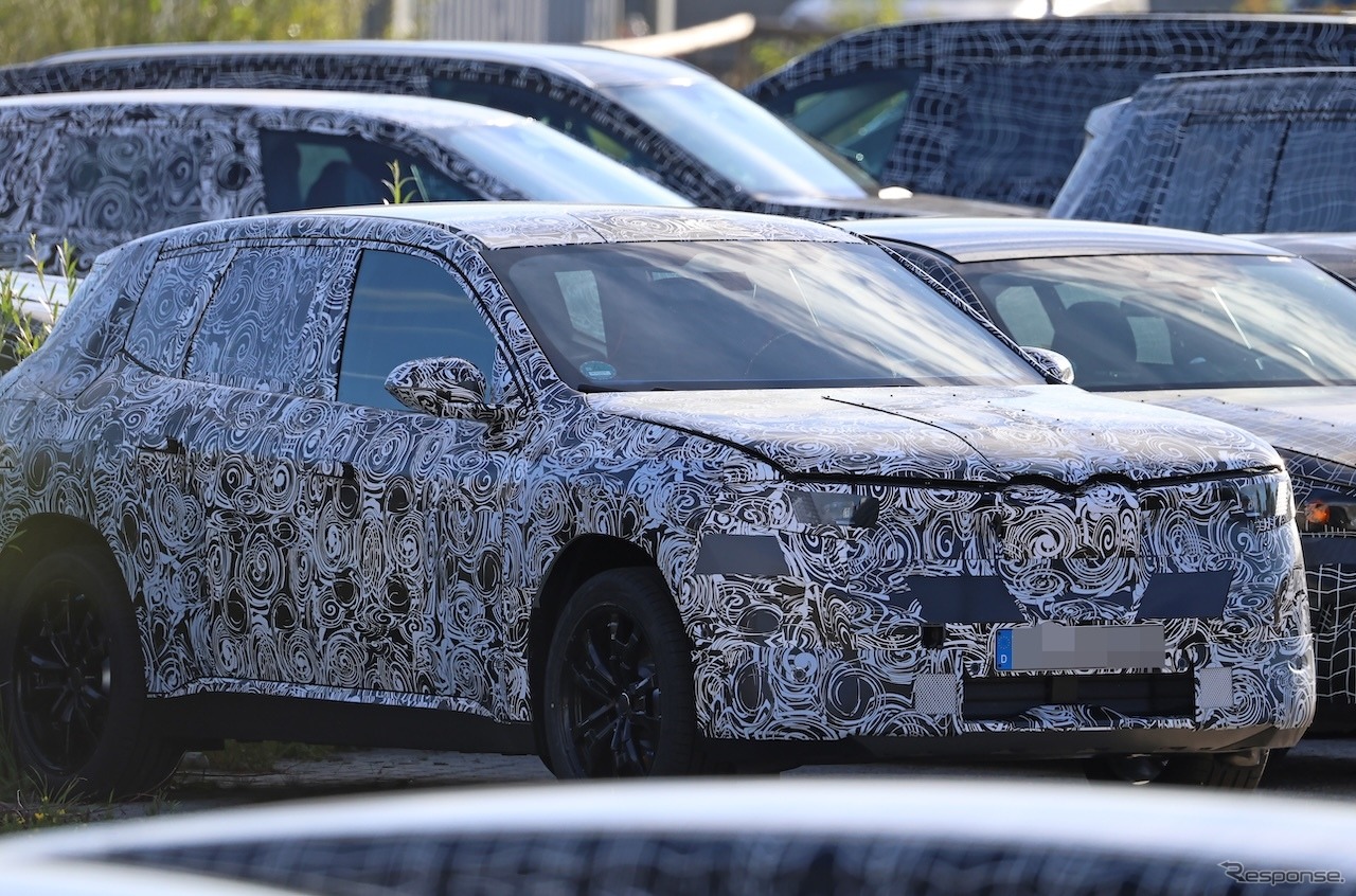 BMW X1 改良新型のプロトタイプ