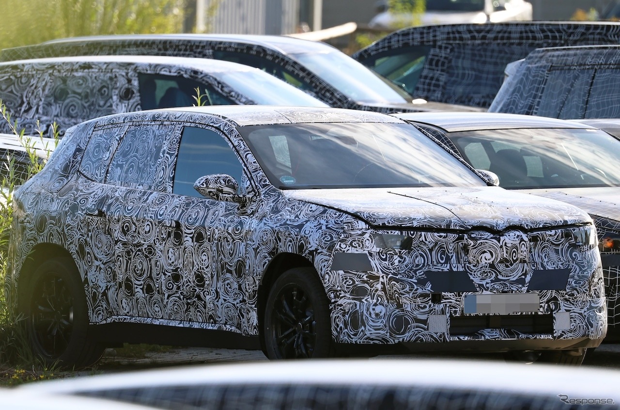 BMW X1 改良新型のプロトタイプ
