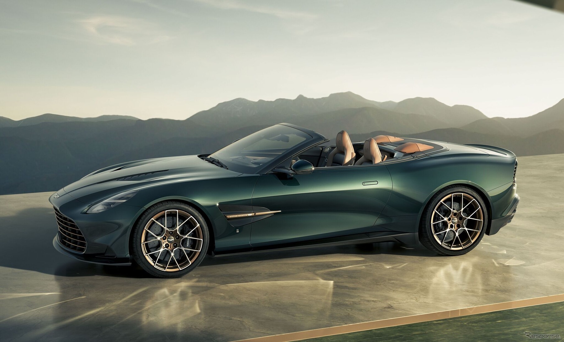 アストンマーティン「Volante」の60周年記念限定車