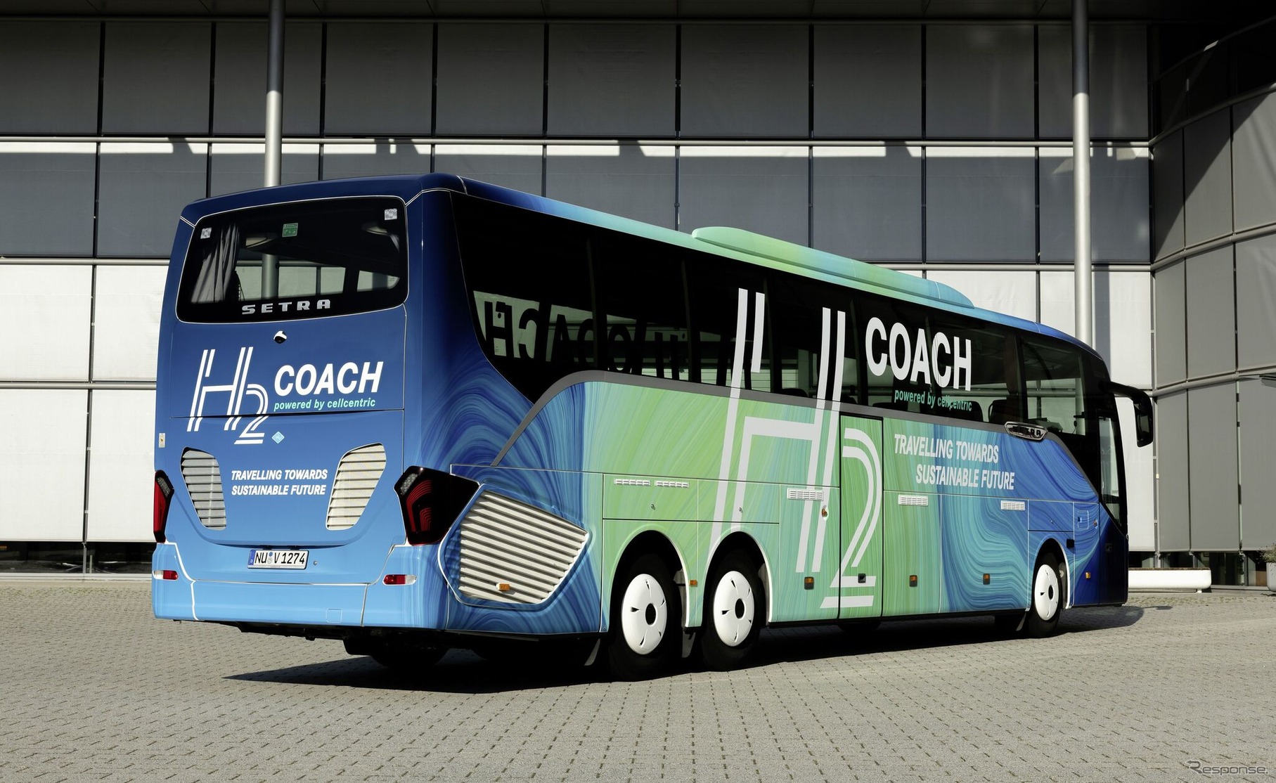 セトラブランド初となる水素燃料電池駆動の観光バス「H2コーチ」のテスト車両