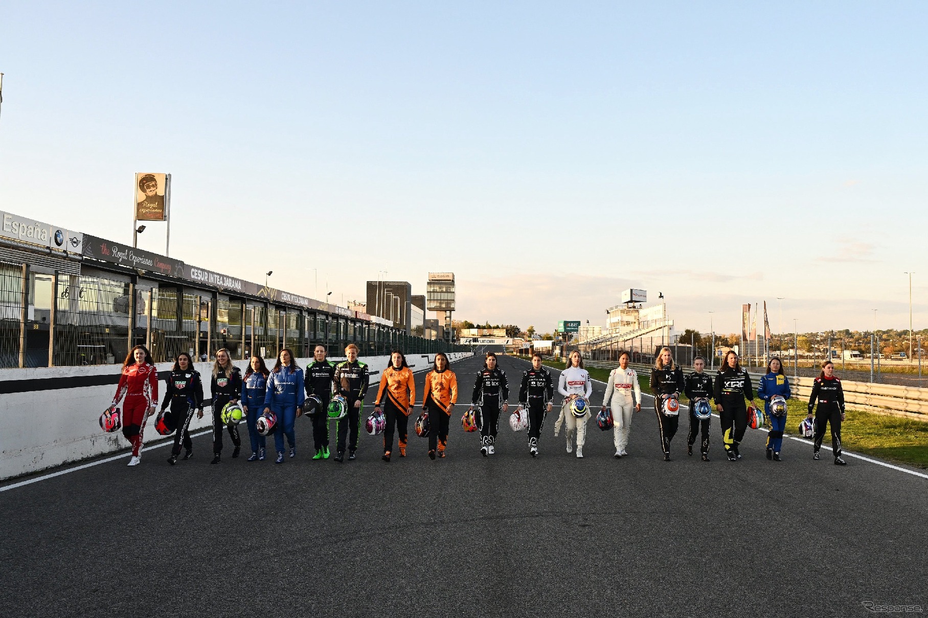 女性ドライバーだけが参加のフォーミュラEの「オールウーマンテスト」