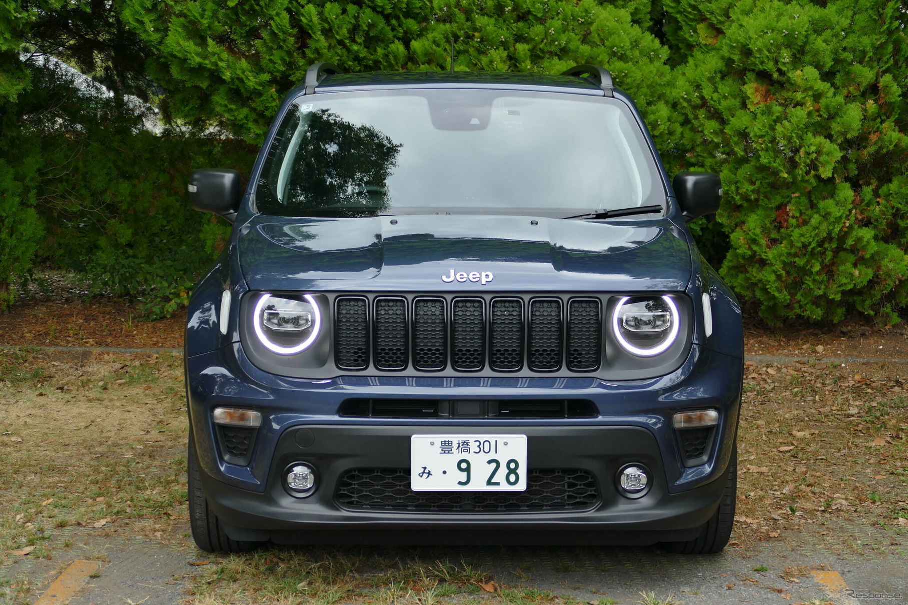 ジープ・レネゲード Altitude e-Hybrid