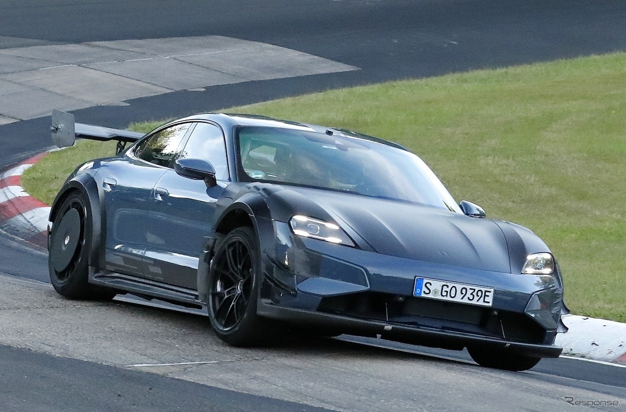 ポルシェ タイカンGT4 RS プロトタイプ