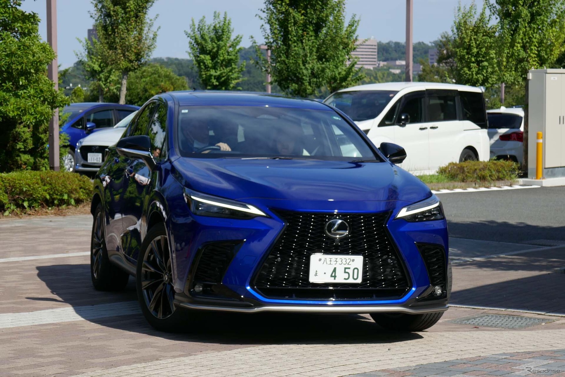 試乗車として用意されたレクサス「NX450h+」はPHEVだ