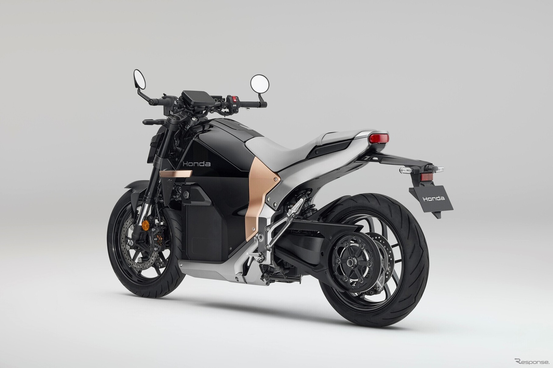 ホンダのフルサイズ電動バイク『WN7』