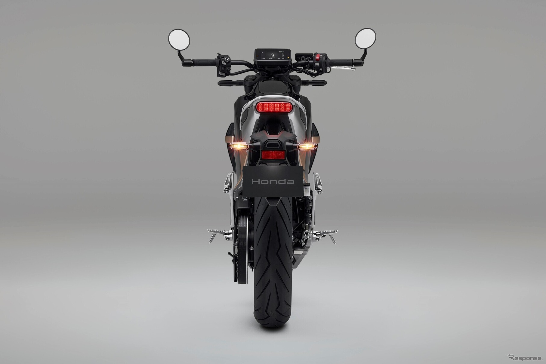 ホンダのフルサイズ電動バイク『WN7』
