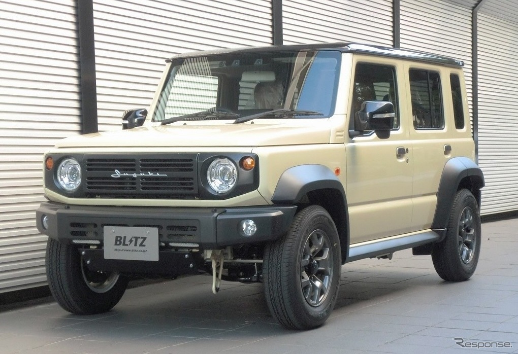 ブリッツ DAMPER ZZ-R　スズキ・ジムニーノマド装着例（基準車高：フロント 30mmダウン / リア 40mmダウン）