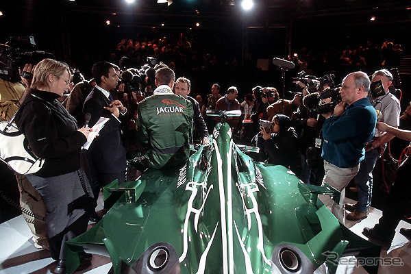 発表!! ジャガーのニューマシン「R4」発表日
