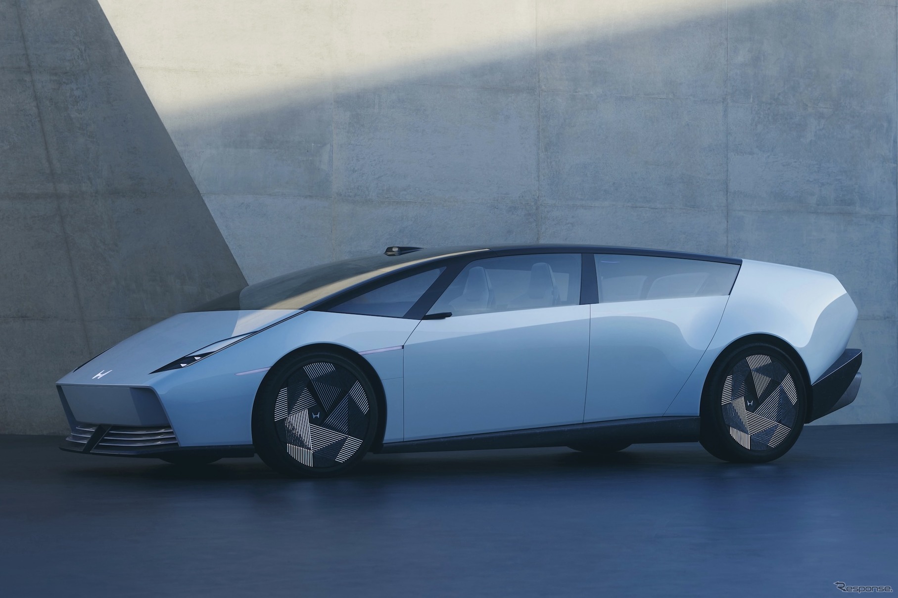 ホンダ0サルーン・プロトタイプ（ジャパンモビリティショー2025）