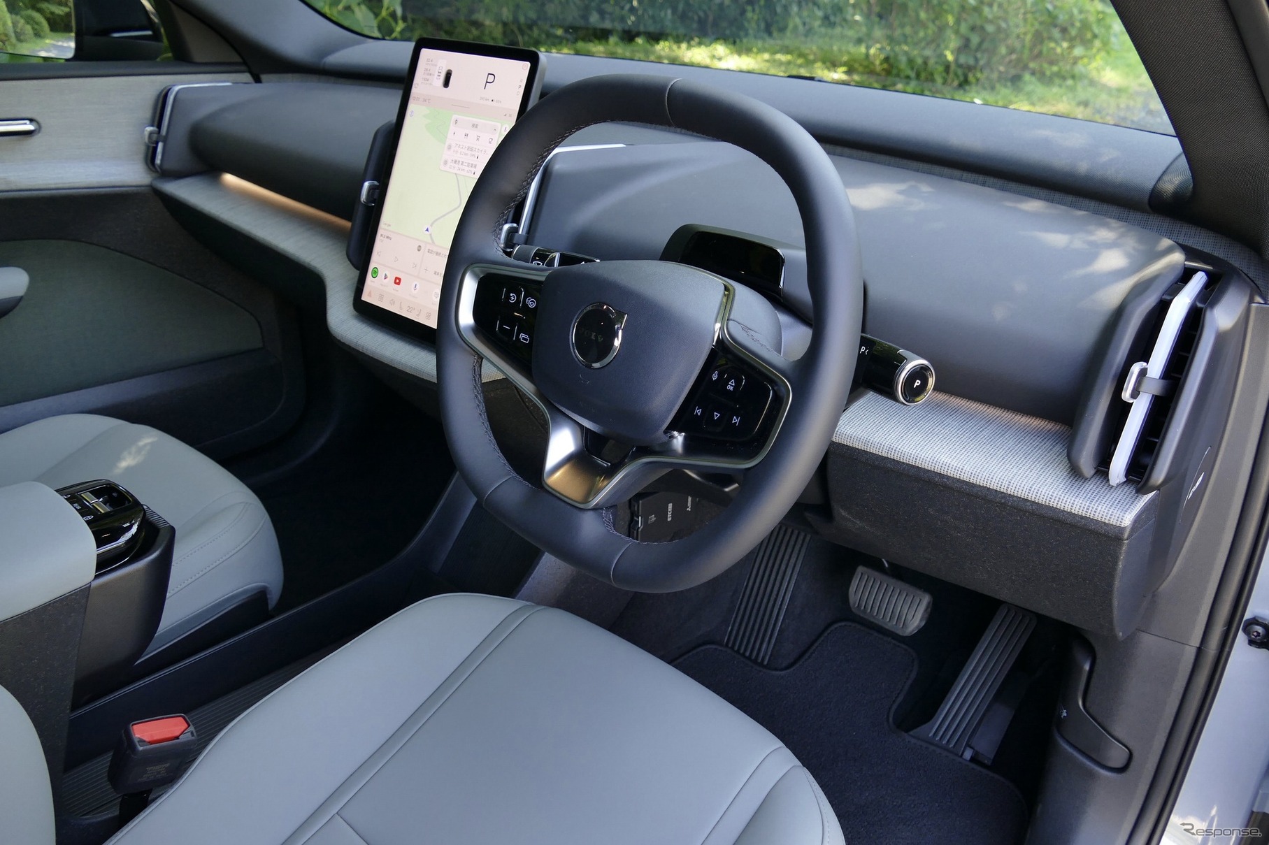 ボルボ EX30 Cross Country（クロスカントリー）