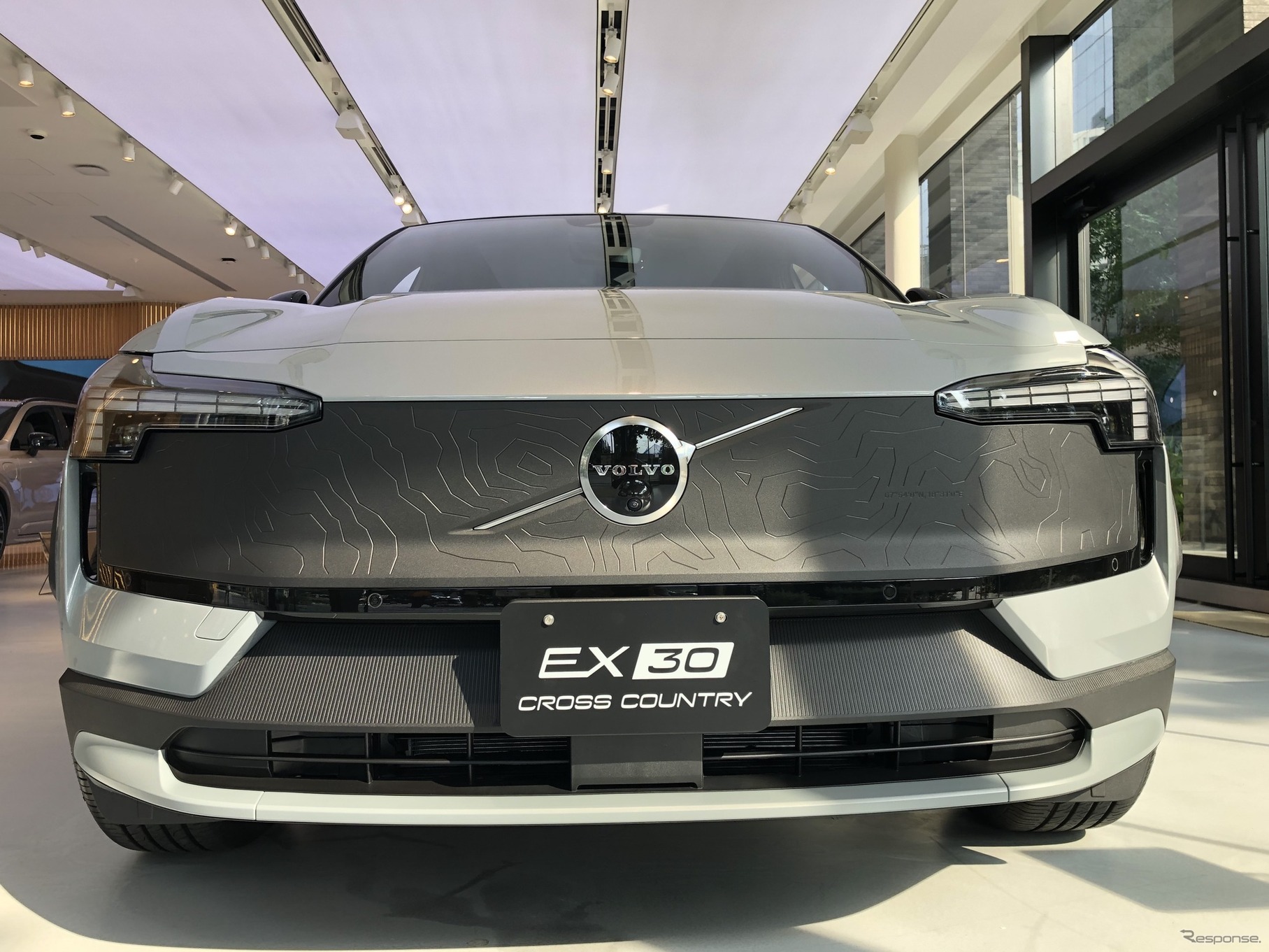 ボルボ EX30 Cross Country（クロスカントリー）