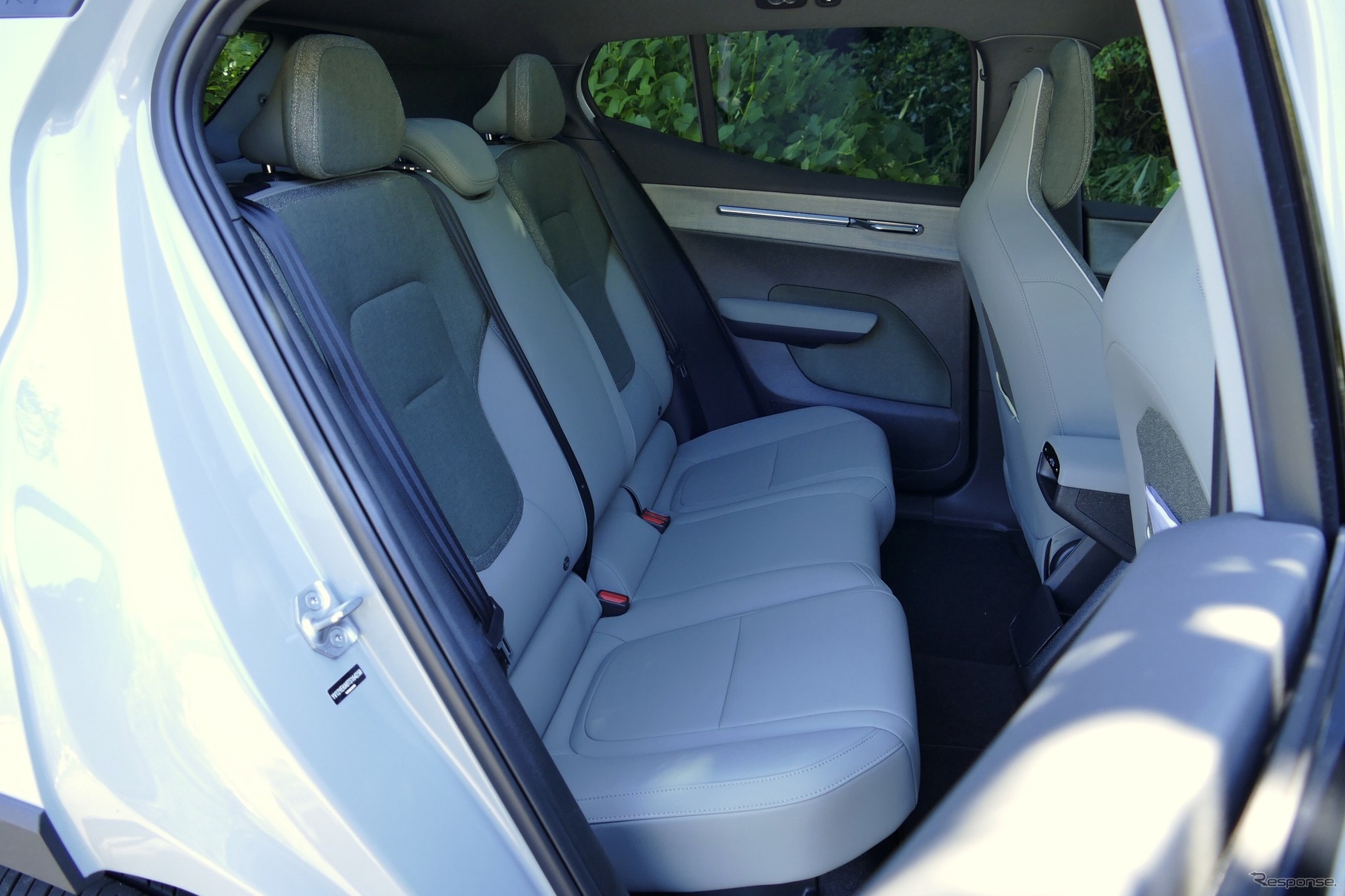 ボルボ EX30 Cross Country（クロスカントリー）