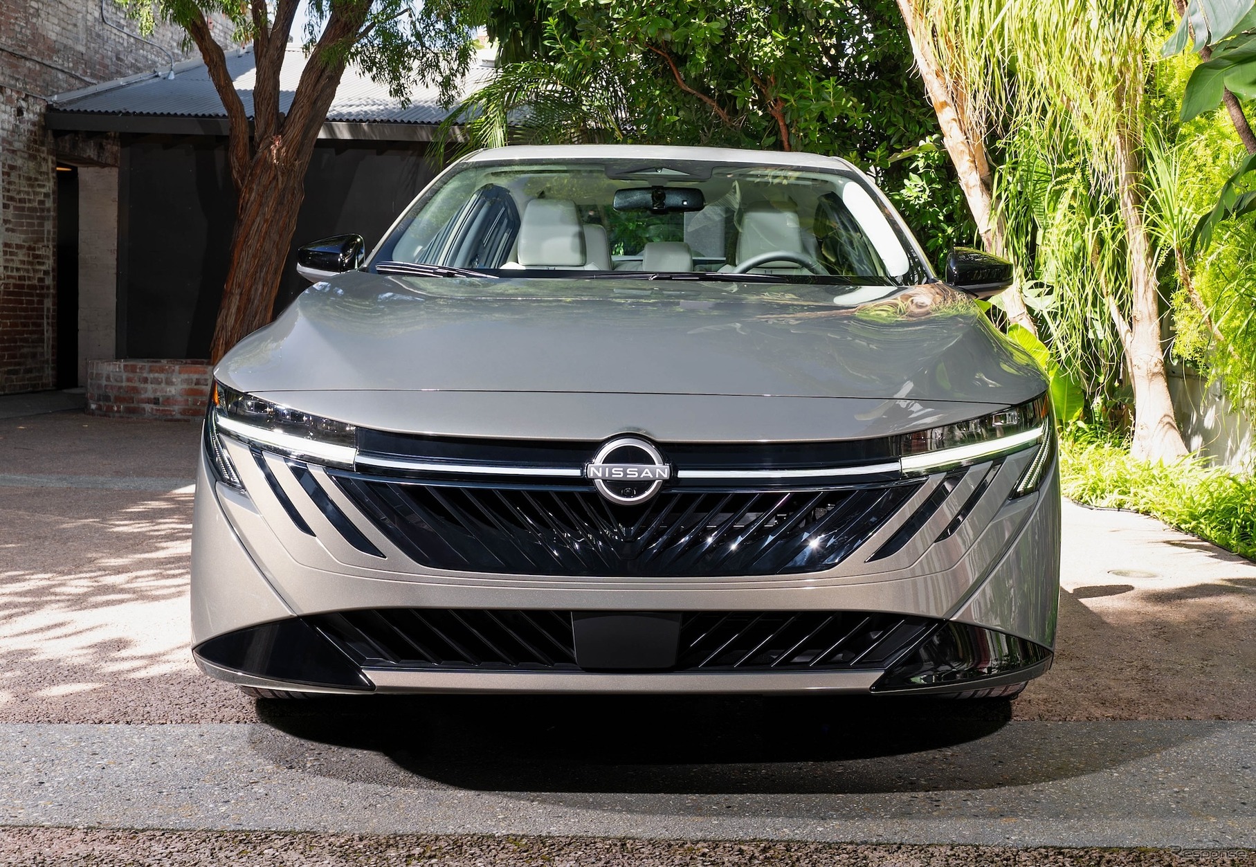 日産 セントラ 新型