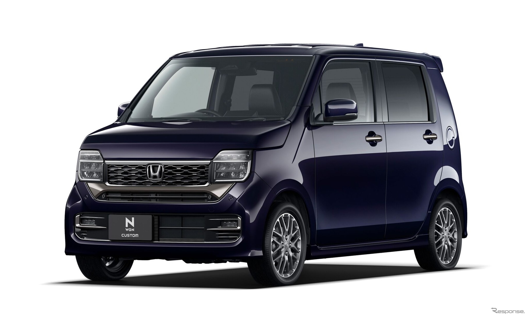 ホンダ N-WGN CUSTOM の BLACK STYLE