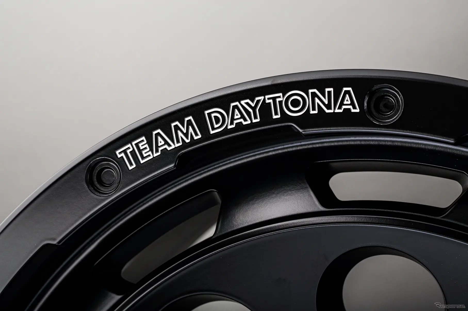 レイズ DAYTONA D9